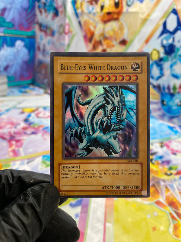 Yu-Gi-Oh! Blue-Eyes White Dragon (SKE-001) - GOOD