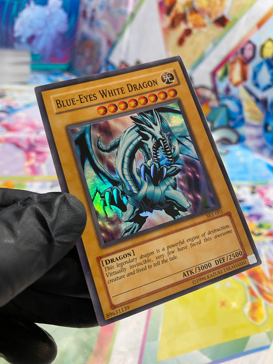 Yu-Gi-Oh! Blue-Eyes White Dragon (SKE-001) - GOOD