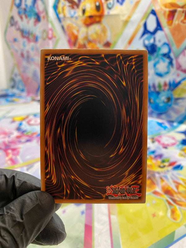 Yu-Gi-Oh! Dark Magician (LOB-EN005) - NM