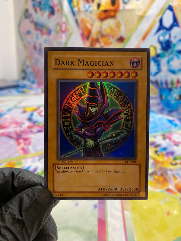 Yu-Gi-Oh! Dark Magician (SYE-001) - GOOD